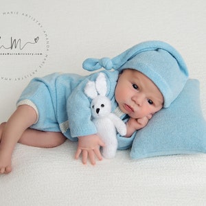 Newborn photo outfit boy Baby boy set Shirt and pants set Blue newborn outfit Baby beanie Posing pillow