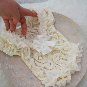 SITTER girl photo outfit with ruffles Ivory baby dress Lace romper for sitter photography Boho romper girl Sitter photo props