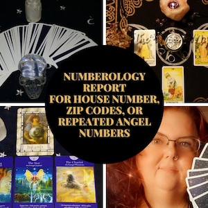 Puede incluir: Un collage con cartas del tarot, cristales y una calavera de cristal. El texto dice "Informe de numerología para el número de casa, códigos postales o números de ángeles repetidos". Tema espiritual o místico.