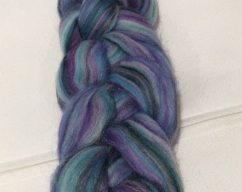 Lost at sea 92g roving, merino