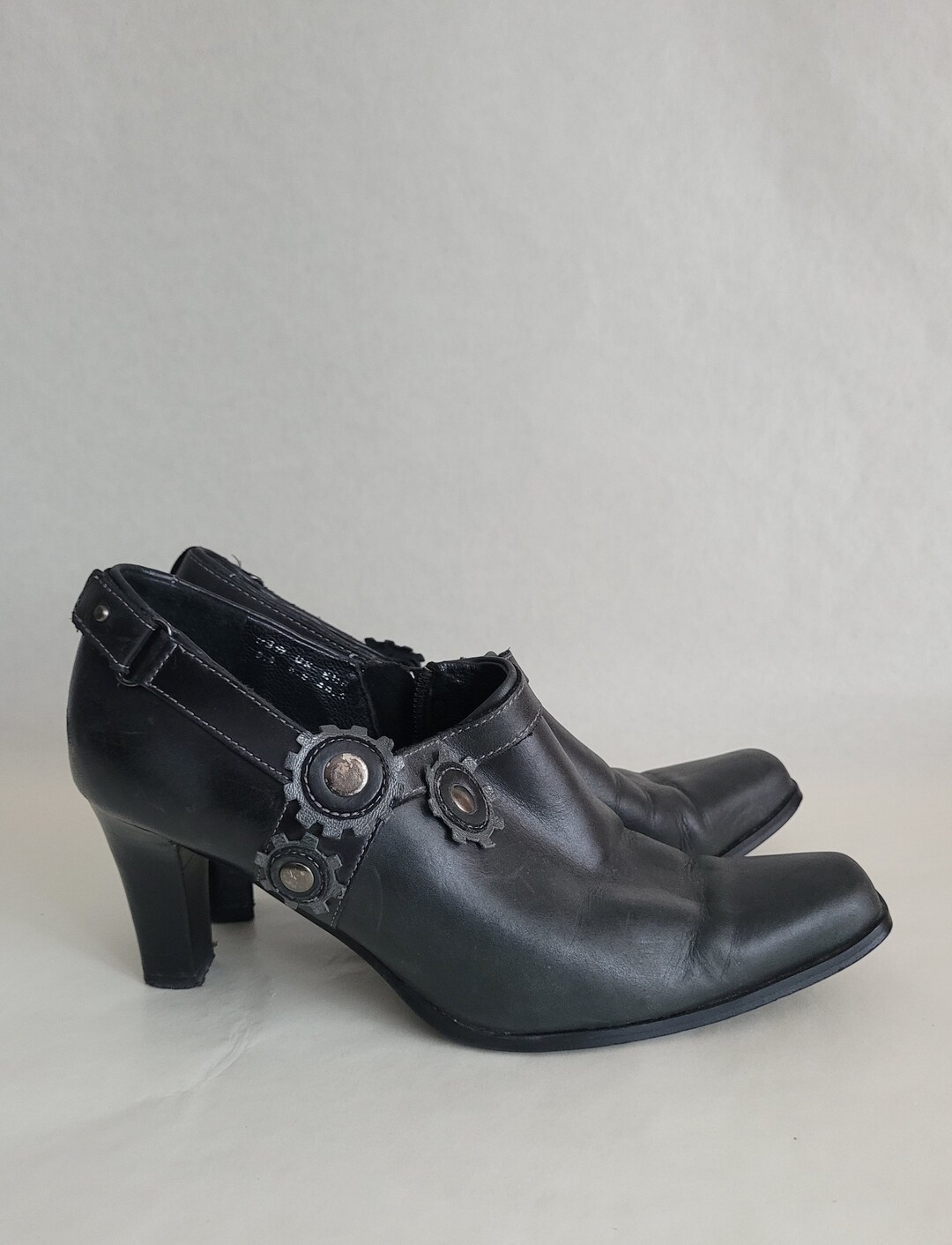 Rustic Heels Black Leather Women Shoes Rustic Heels Square Toe Booties Size EU 40 ...