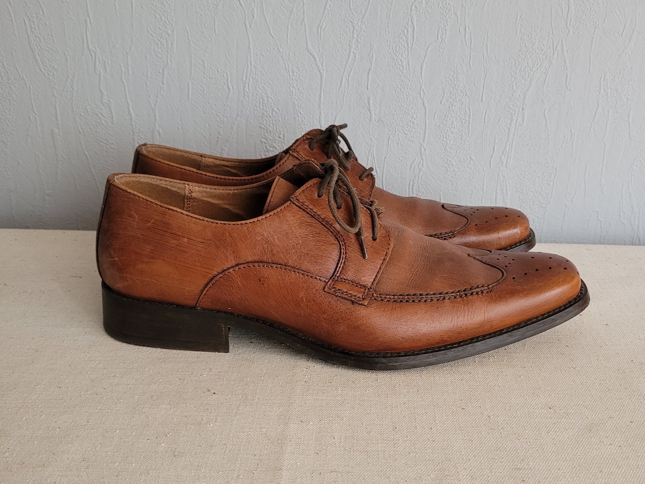 American Vintage Brown Leather Wingtip Derbies Vintage Leather Wingtip Derby Shoes: Choco Brown Brogue  main image 2