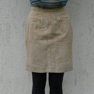 Vintage BIBA beige suede leather Women&#39;s skirt Boho clothing Size size EU 34 Small
