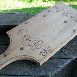 Hand carved wood cutting board Vintage Wood kitchen wall hanging Handmade pyrography floral cutting board Sweden folk art