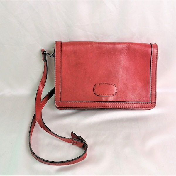 Sac besace rouge vintage des années 1970 en cuir véritable pour femme