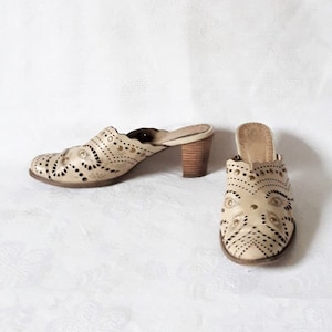 Vintage Leather Beige Perforated Women Mules Clog Shoes 41 EU Size European Block Heels