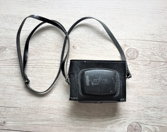 Vintage Sovjet-fotocamera leer zwart retro hoesje Fotostudio decor Gemaakt in de USSR jaren '80 opslagtas oude fotograaf verzamelbaar cadeau