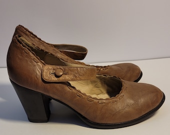Vintage cappuccino brown leather women strappy shoes, Chunky heel pumps, Size EU 40, RYLKO