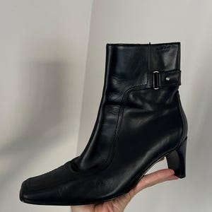Vintage Lloyd black leather ankle boots square toe Chunky heels footwear, Size UK 5 1/2, US 6 1/2, EU 38.5, made in Germany