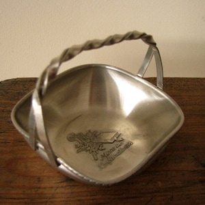 Pewter vintage basket Small tin bowl Nordic engraved pewter basket Nordic pewter bowl Tenn basket