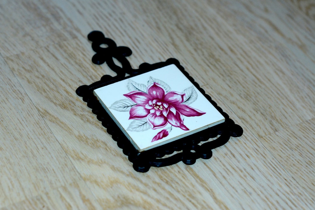Vintage Cast Iron Pot Holder Tile Pot Holder Vintage Trivet Etsy