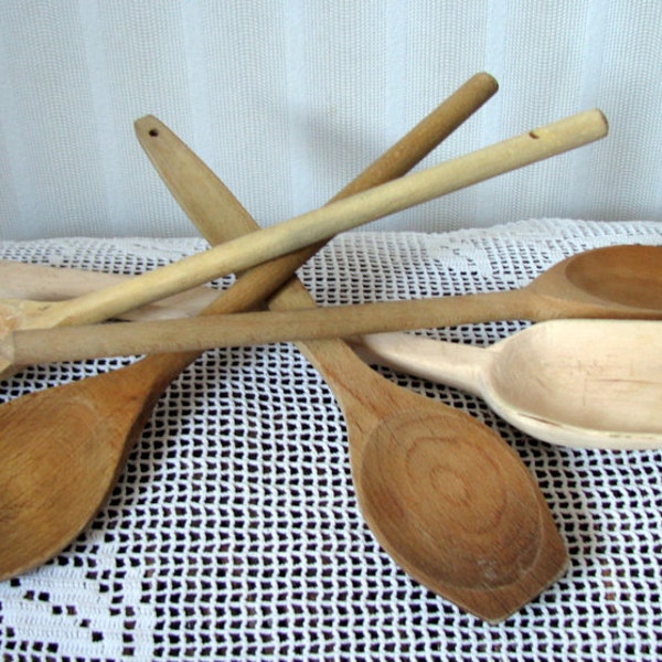 Vintage Swedish spoons wooden spoon set of 5 pcs. Wall hanging spoons. Primitive wood spoons. Handmade in Sweden / B174