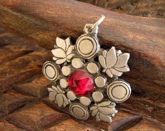 Vintage swedish jewelry top