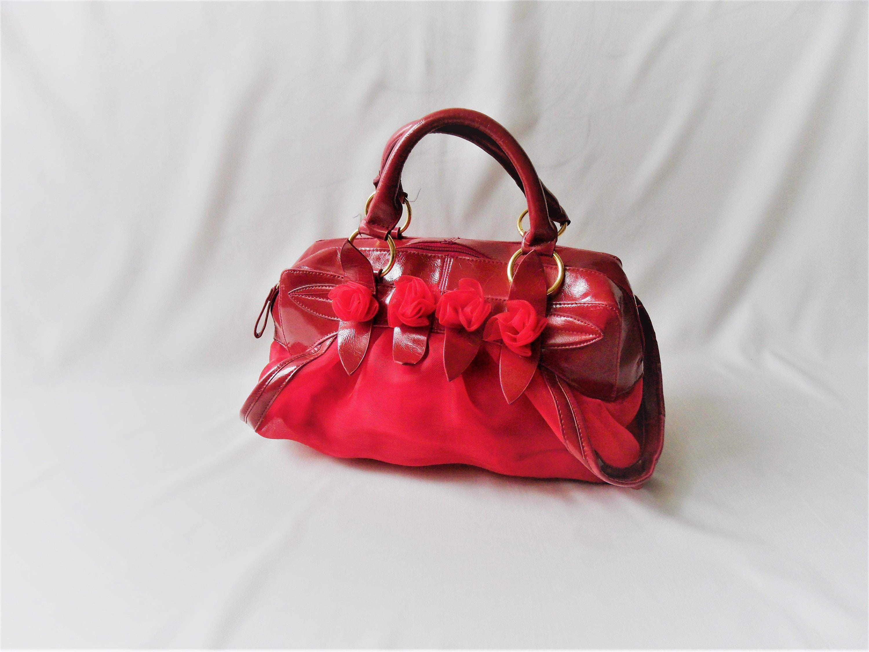 Ana patent leather clutch bag Louis Vuitton Red in Patent leather - 27151673