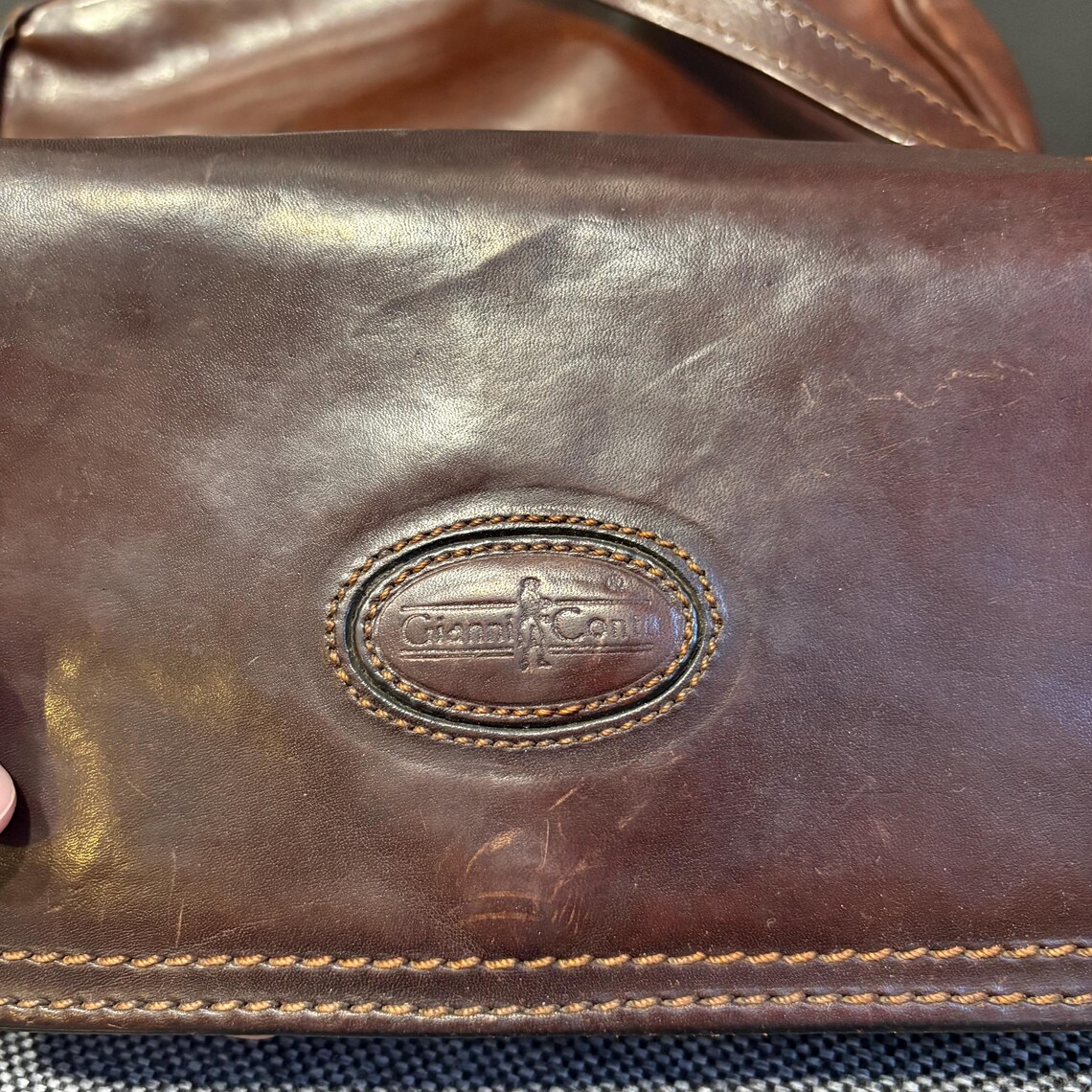 Vintage Gianni Conti Brown Leather Crossbody Bag, Italian Shoulder Purse, foto 2 di 5
