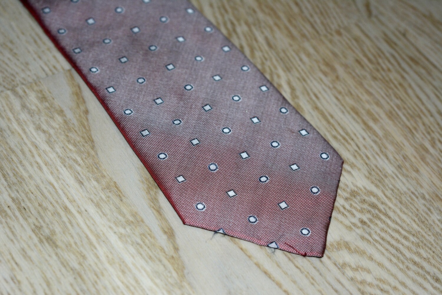 Vintage Emilio Lanzetti Silk Necktie: Pink Textured Tie, Made in Italy