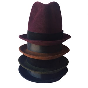 ASHAKA GIVENS High Crown Fedora Hat with Interchangeable Ribbons Lined image 5