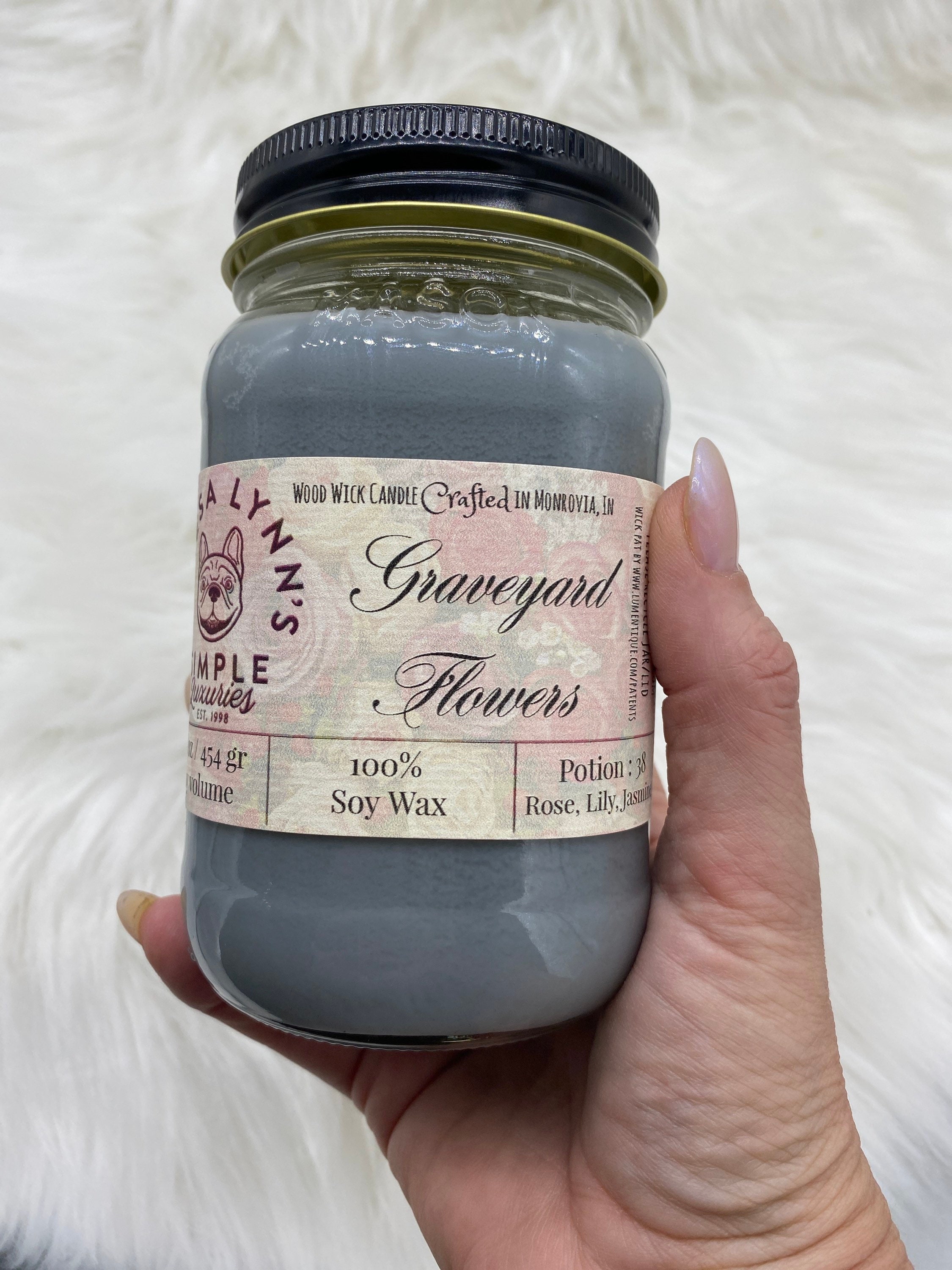 Graveyard flowers, floral scented candle, , gothic, bohemian, soy wax