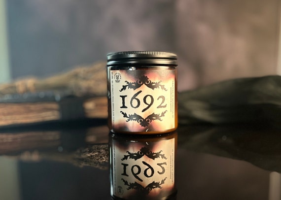 1692 Wooden Wick Soy Wax Candle Sultry Mysterious Witch 