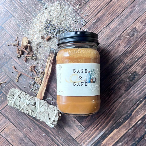 Vela con mecha de madera de soja, coco y salvia silvestre / Lavanda francesa, Palo Santo, Musgo de roble