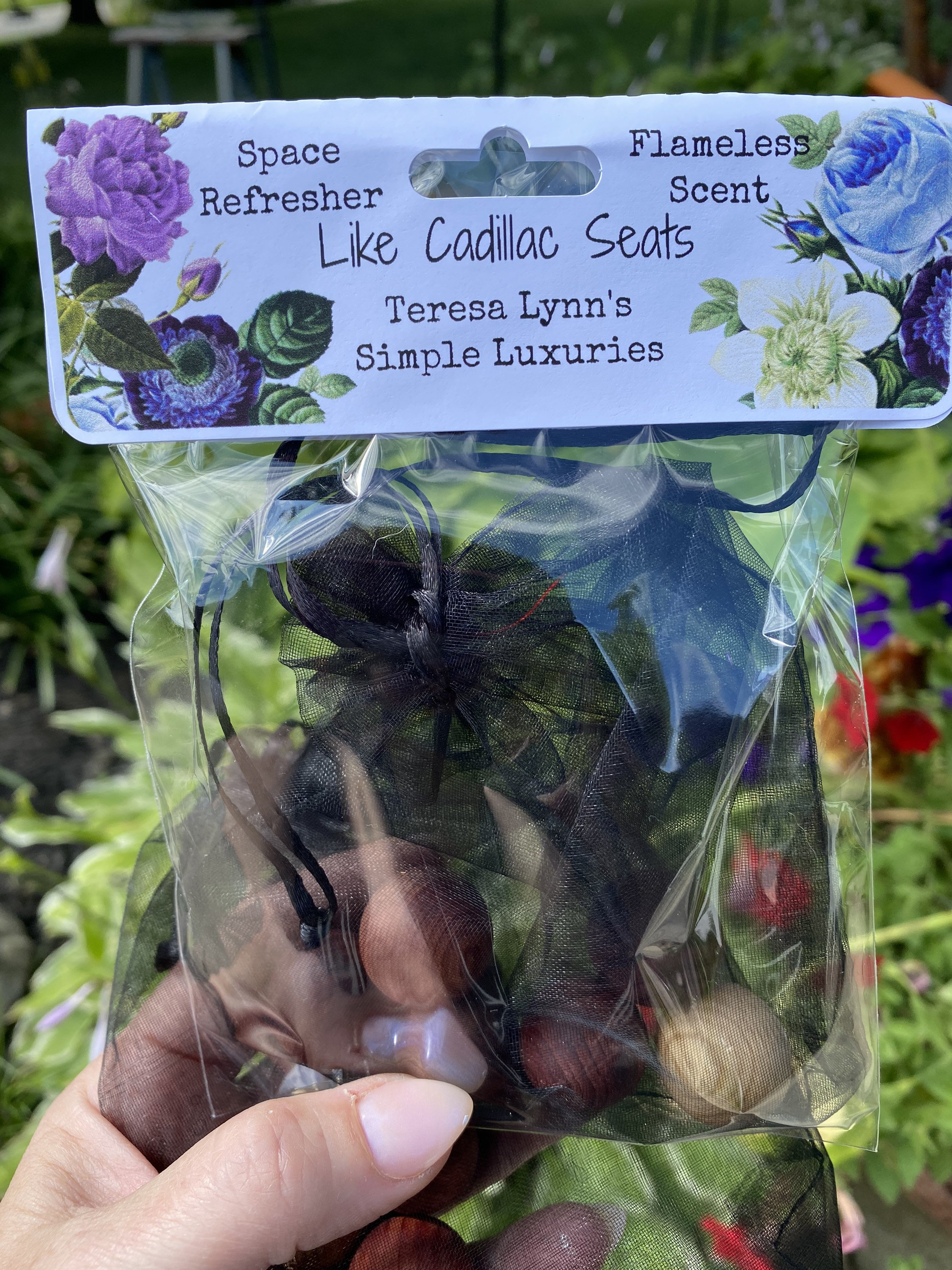 Car freshener, air freshener, closet scent, cedar, leather, new car