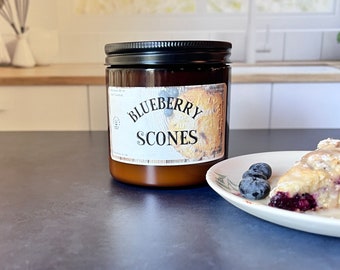 Blueberry Scones Soy Wax Candle with Wooden Wick - Irresistible Blueberry, Patisserie, and Butter Aromas