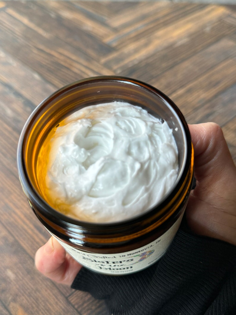 Sisters of the Moon, lotion, skin lotion, hemp, Patchouli, exotic resin, clove, Shea butter, skin care, dry skin, magnesium oil, skin Cream immagine 9