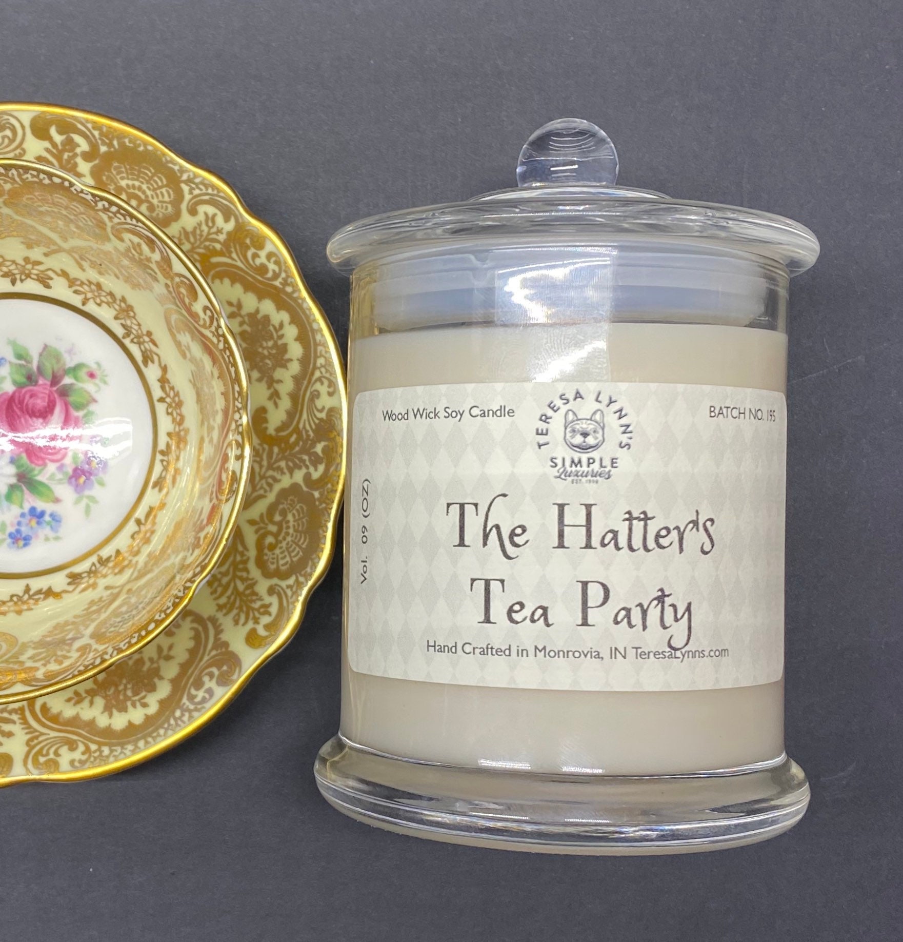 The Hatters Tea Party, White Tea, Soy candle, Wood Wick, Handmade, long