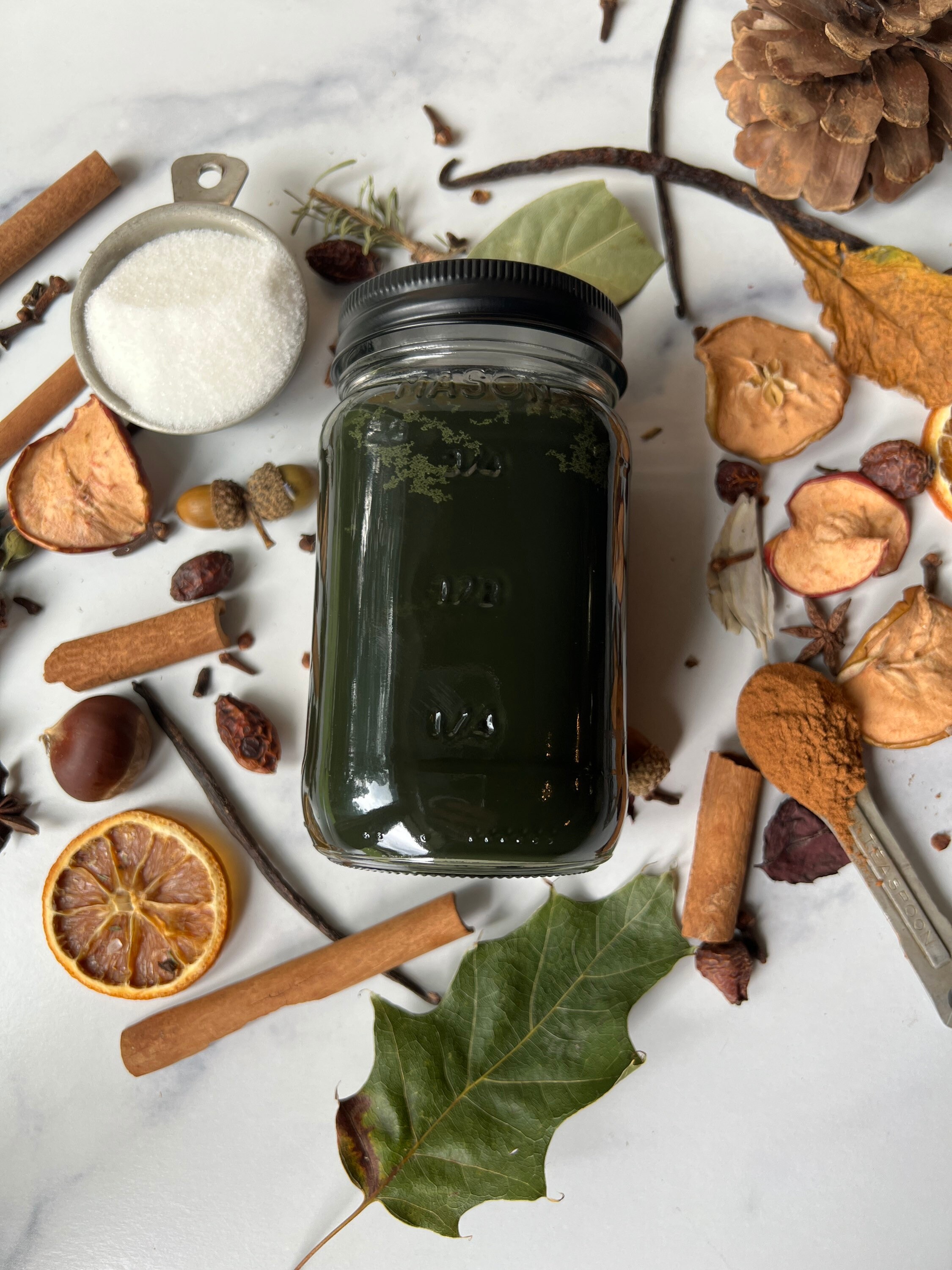 Grandma's Kitchen, Soy wax, Wooden Wick, Apple, Cinnamon, Pumpkin