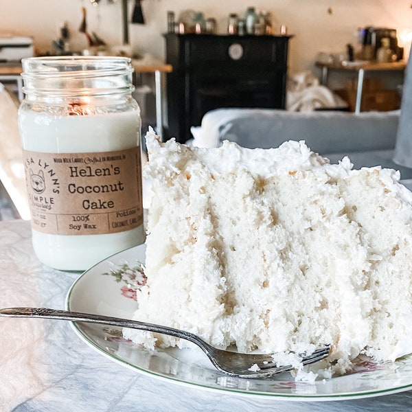 Helen's Coconut cake Wooden wick soy wax candle