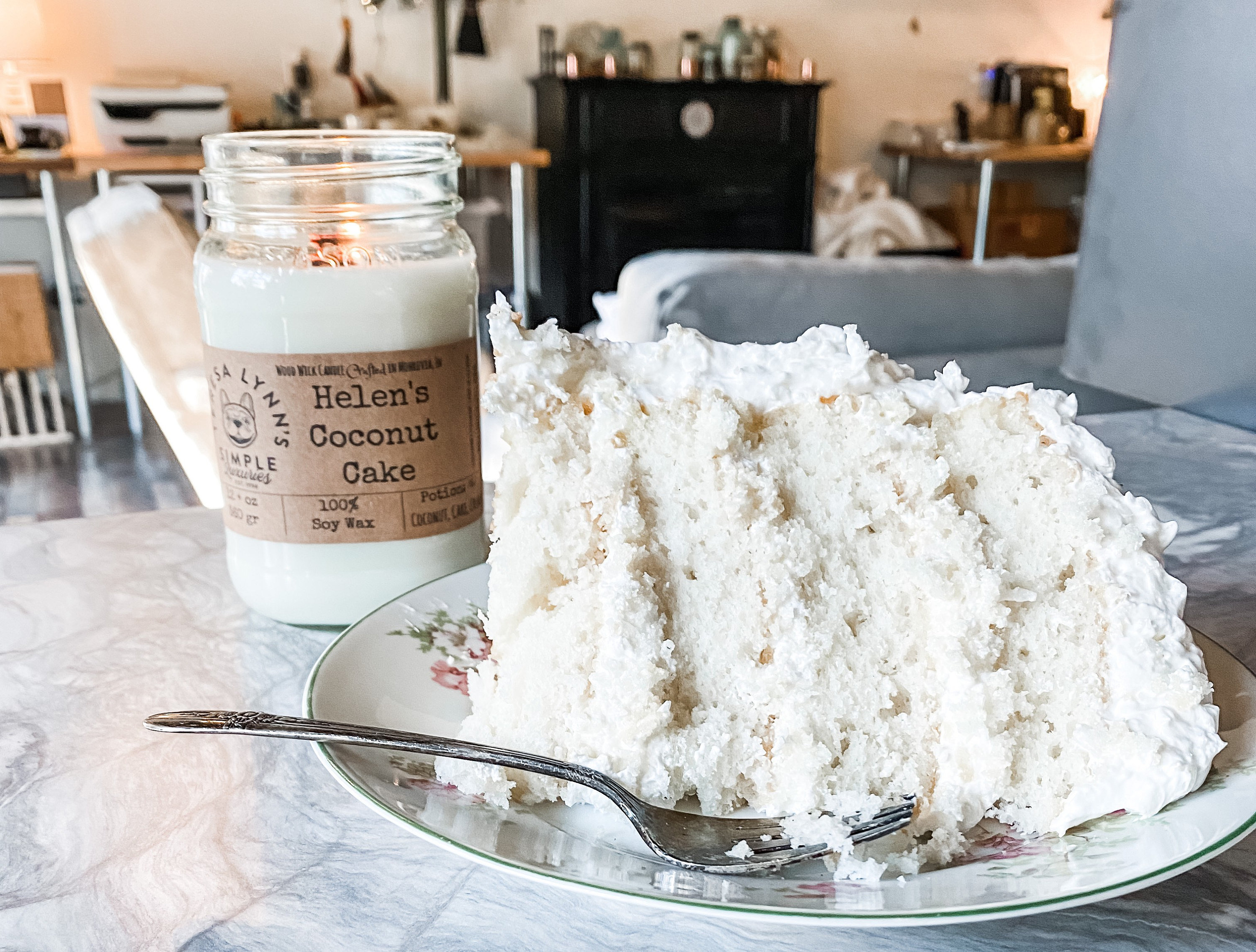 Coffee Cake DIY Wood Wick Candles: Candle Making Guide