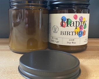 Happy Birthday, Gift wooden wick soy candle, scented in Birthday Cake