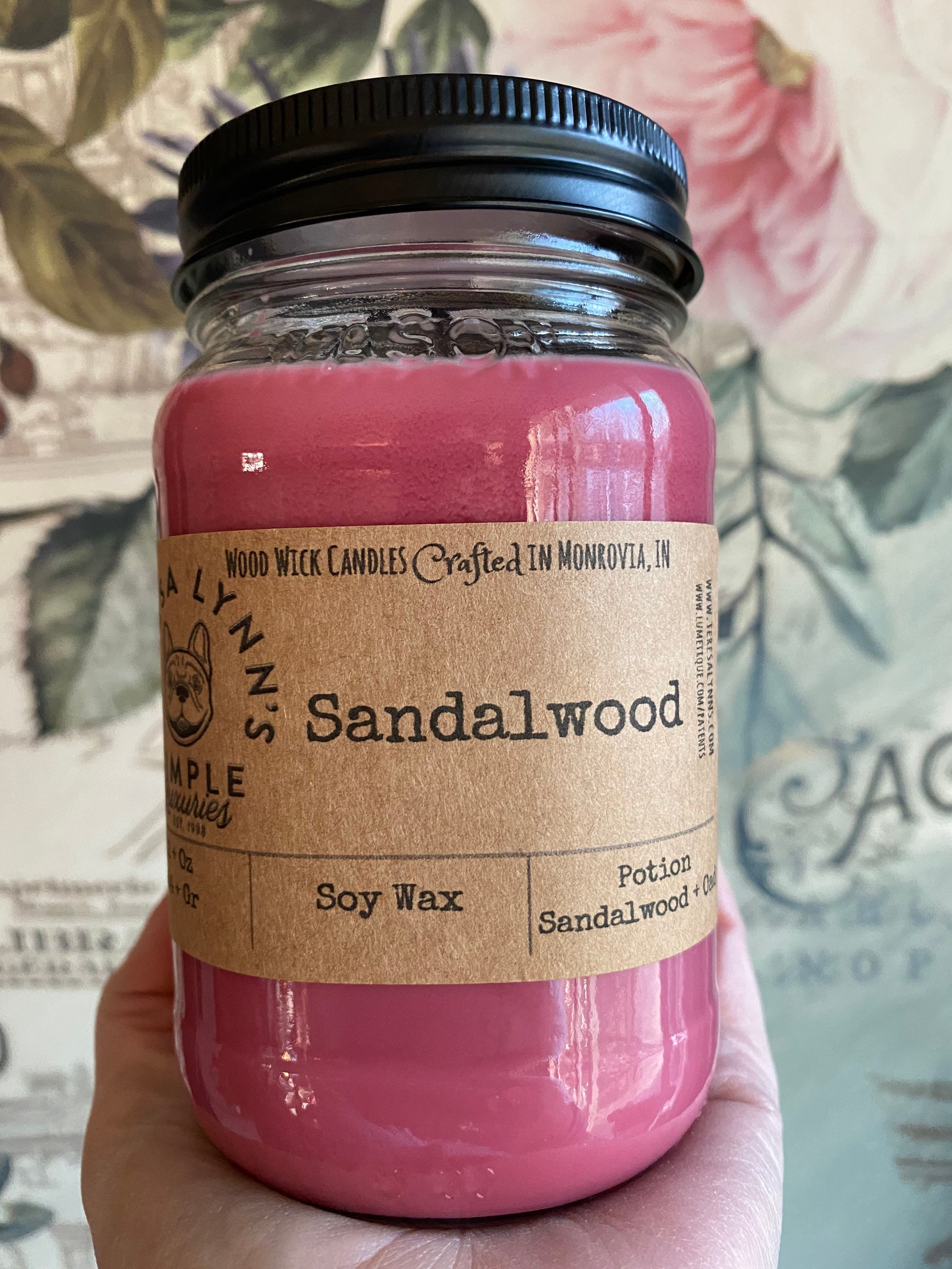 Sandalwood, soy candle, Wood wick, soy wax, calming, essential oil
