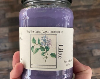 Lilac scented wooden wick soy wax candle