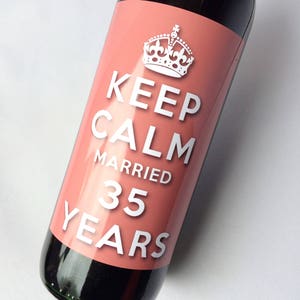 Etiqueta Para Botella De Vino Mantenga la calma 35º aniversario de bodas de Coral Casado 35 años
