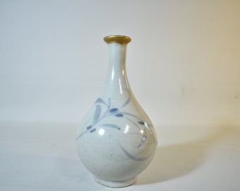 Vase 6259K, gold kintsugi, shoki imari