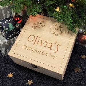 Caja de Nochebuena grabada - Caja de Nochebuena de madera personalizada y hecha a medida, lista para llenar con regalos para niños - 2 tamaños - Christmas Post