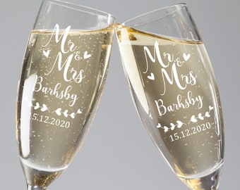 Bride and Groom Wedding Party Wine Glasses Champagne Flutes Cover WT
