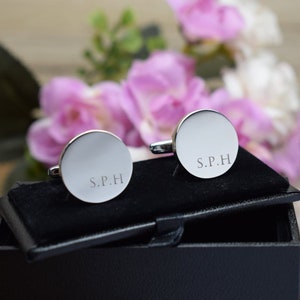 Silver Personalised Engraved Initial ROUND Cufflinks Wedding or Birthday Gift Personalised Engraved Gift Box Available zdjęcie 8