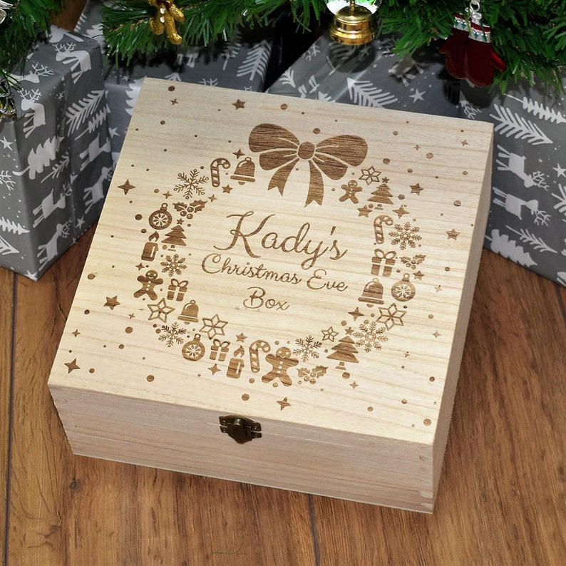 Personalised Christmas Eve Box For Children, Ready To Fill With Gifts, 3 Sizes, Christmas Wreath with Name image 7