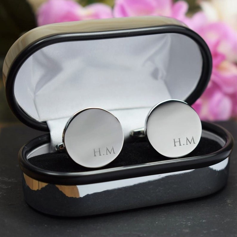 Silver Personalised Engraved Initial ROUND Cufflinks Wedding or Birthday Gift Personalised Engraved Gift Box Available zdjęcie 1