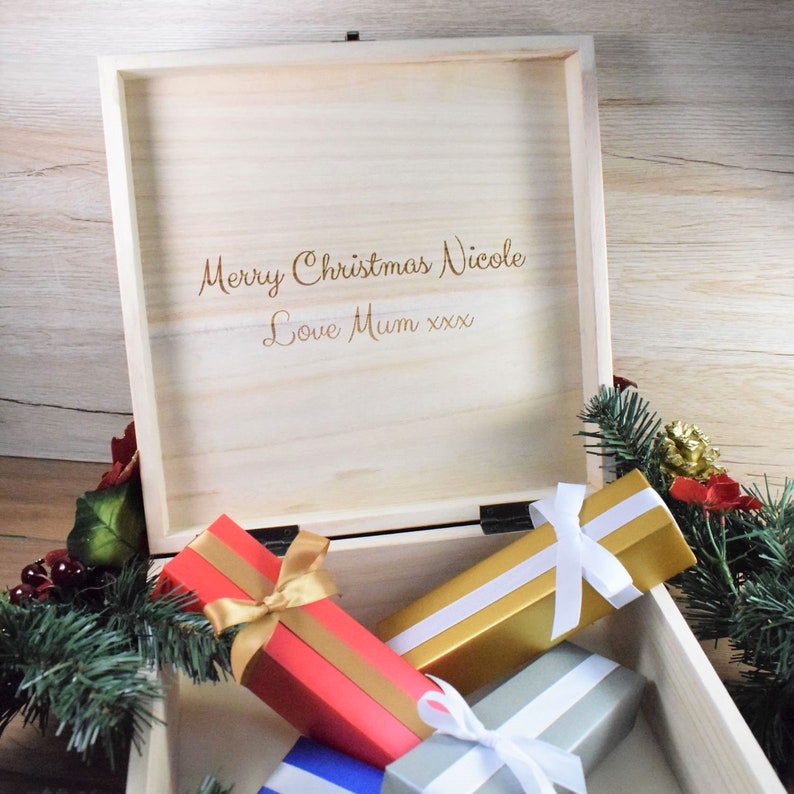 Personalised Christmas Eve Box For Children, Ready To Fill With Gifts, 3 Sizes, Christmas Wreath with Name image 2