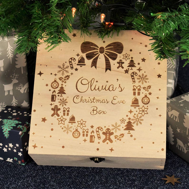 Personalised Christmas Eve Box For Children, Ready To Fill With Gifts, 3 Sizes, Christmas Wreath with Name image 3