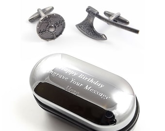 Manchetknopen Viking Warrior strijdbijl en schild en gegraveerde doos (X2AJ337) - nieuwigheid manchetknopen, eigenzinnige manchetknopen, gepersonaliseerde manchetknopendoos