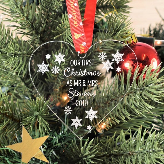 personalised christmas baubles wedding favours