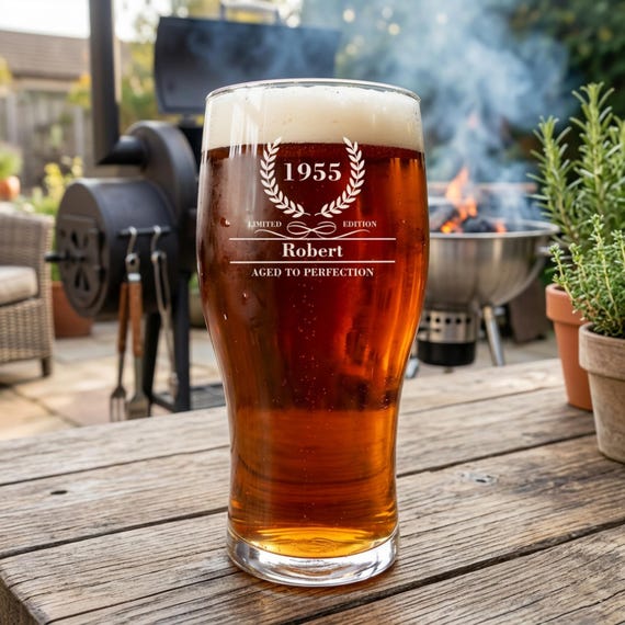 Personalisierte Geburtstag Pint Glas | Gravierte Crest Lager Bier Geschenk
