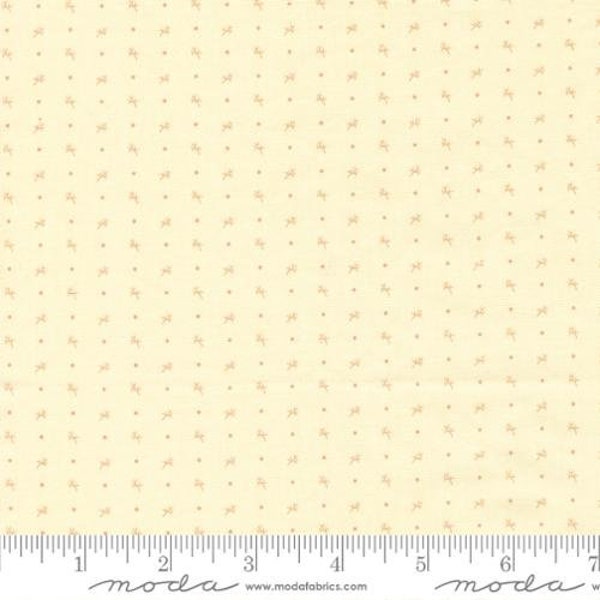 Dinah's Delight - Twig and Dot Sweet Milk by Betsy Chutchian for Moda, 1/2 yard, 31678 14