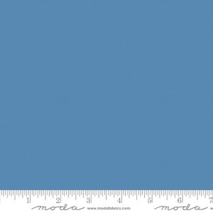 Moda Bella Solid - Dutch Blue 461 Moda Bella Solid - Dutch Blue 461