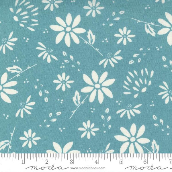 Seashore Drive - Floral Daisy Teal by Sherri & Chelsi for Moda Fabrics, 1/2 yd, 37620 35