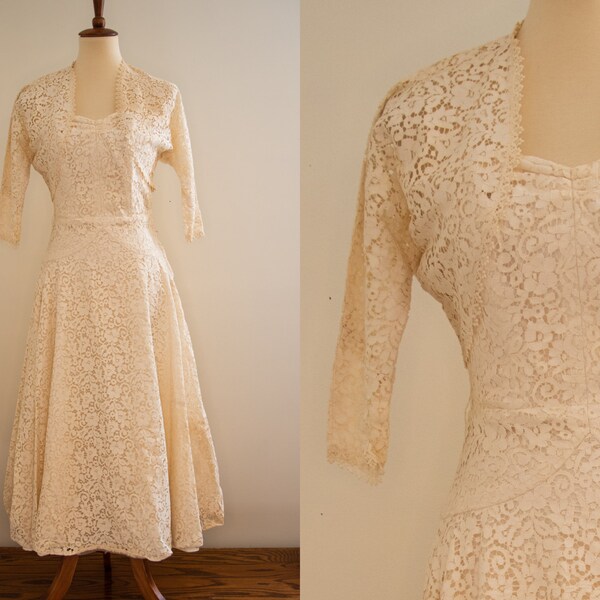 Vintage 1950s Strapless Ivory Lace Tea Length Wedding Dress